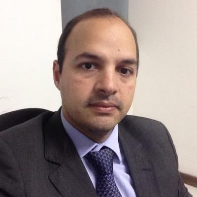 Conselheiro Fábio Andrade lança livro no auditório da OAB